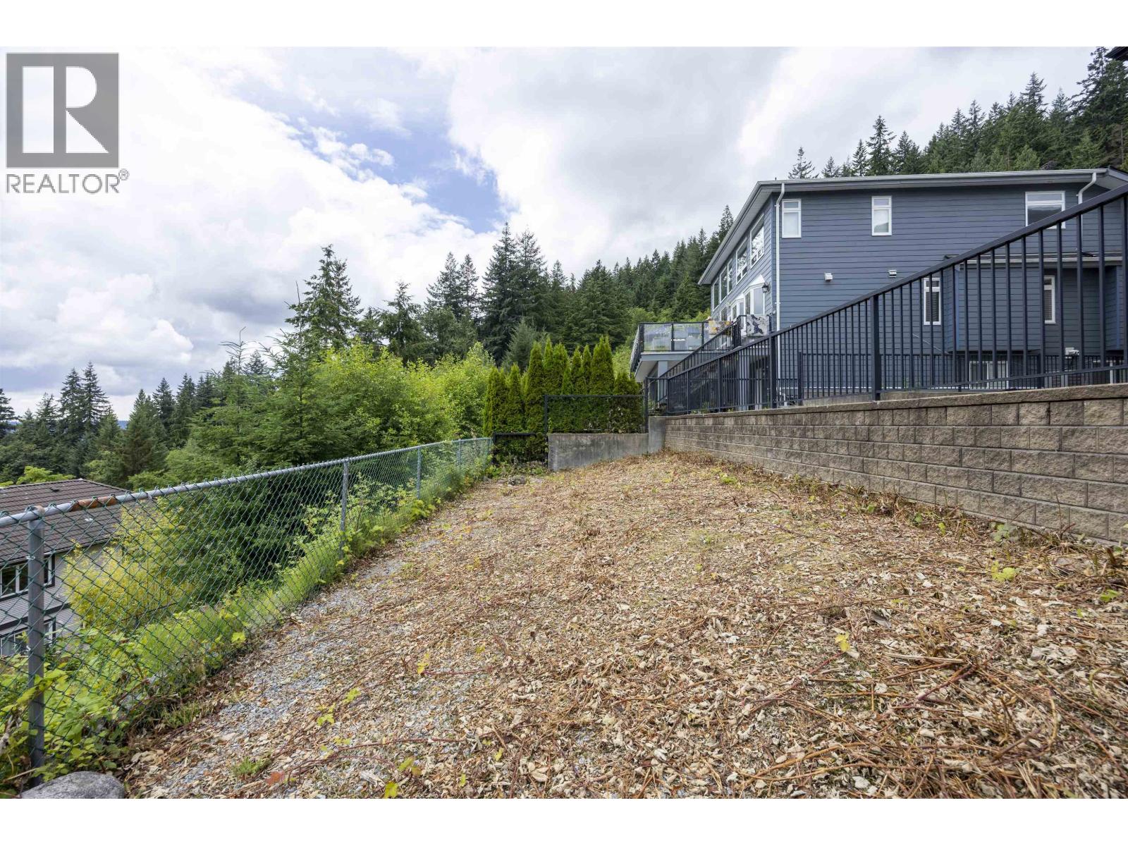 3010 Maplewood Court, Coquitlam, British Columbia  V3E 3P3 - Photo 36 - R3146381