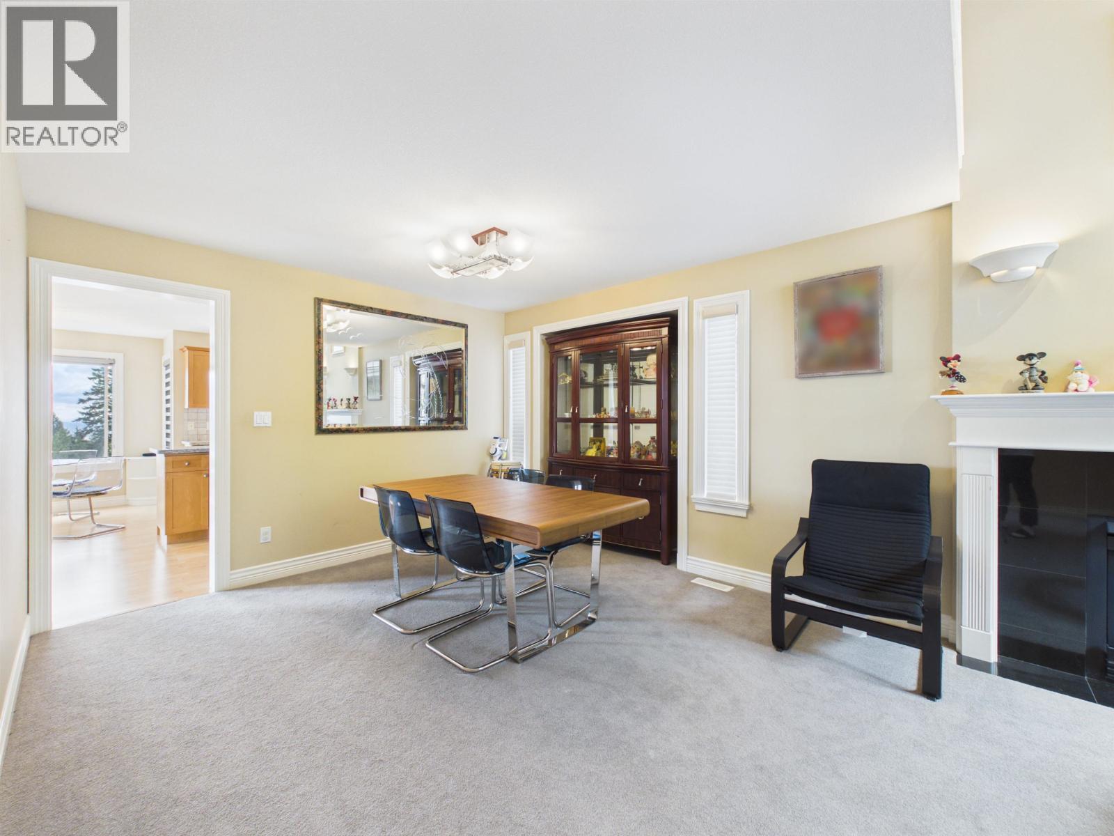 3010 Maplewood Court, Coquitlam, British Columbia  V3E 3P3 - Photo 4 - R3146381