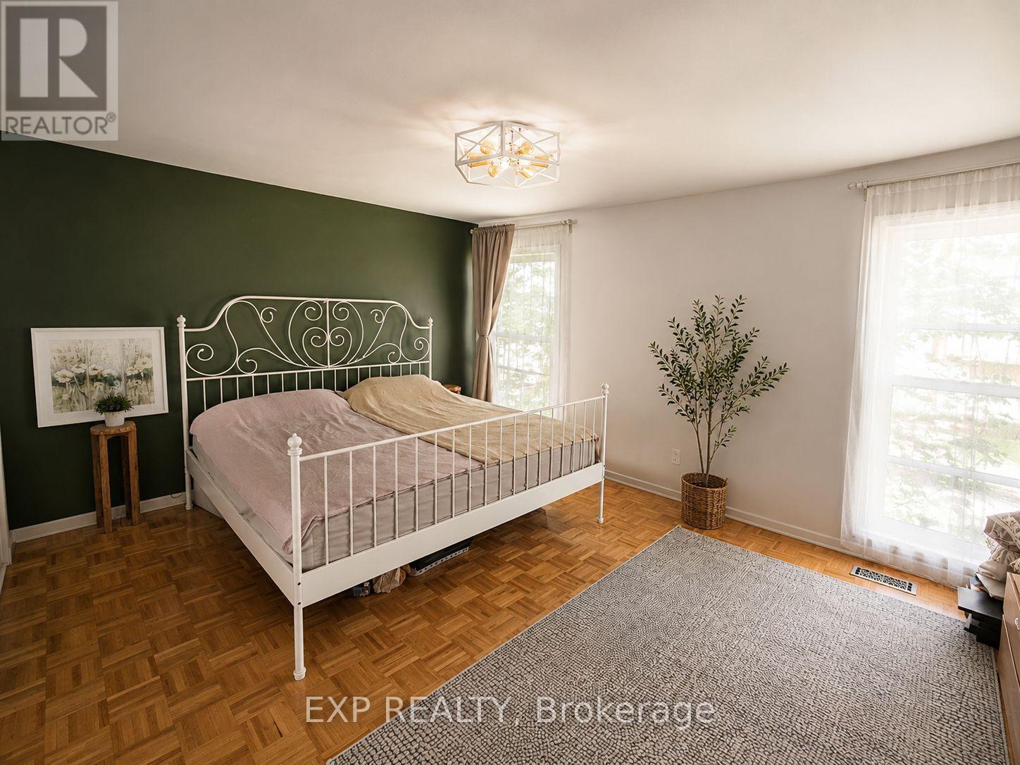 #12 - 12 Permfield Path, Toronto, Ontario  M9C 4Y5 - Photo 11 - W13559330