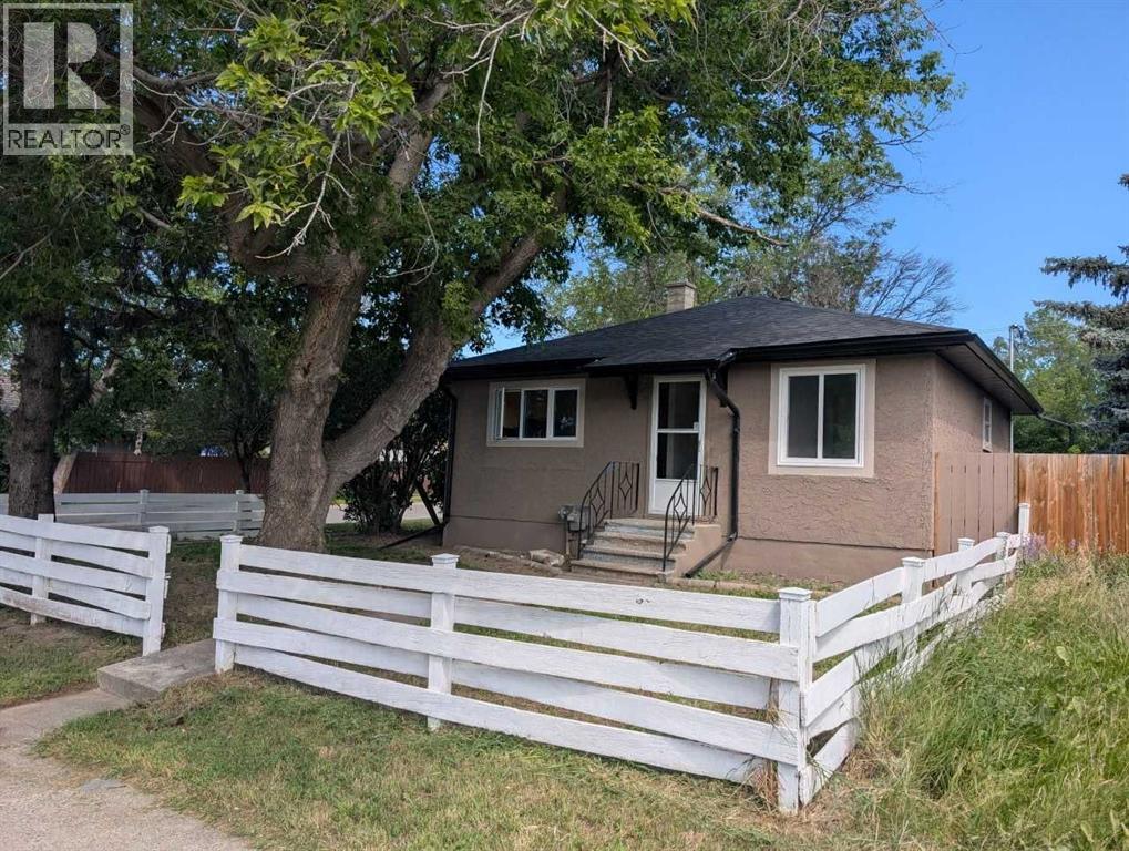 1803 5A Avenue N, Lethbridge