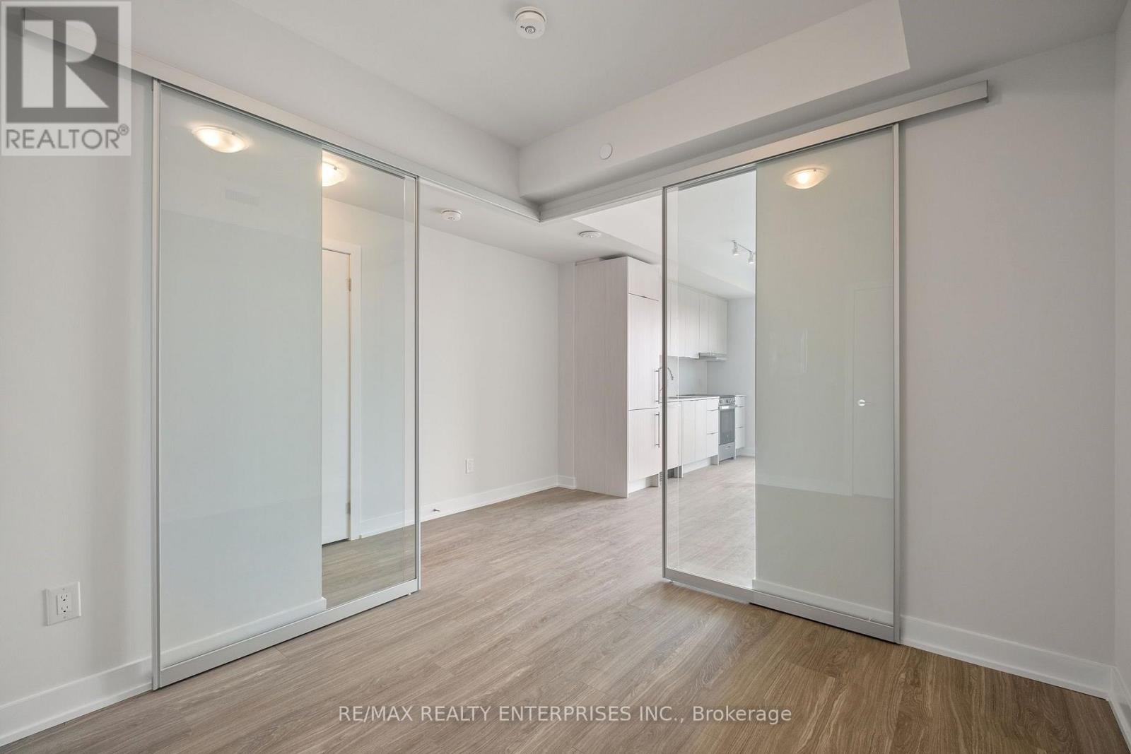 3509 - 4130 PARKSIDE VILLAGE DRIVE - Photo 5