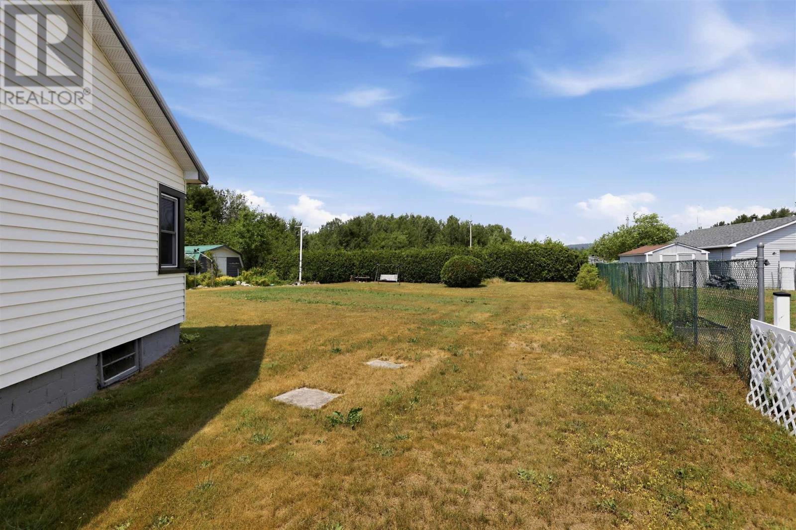 902 Frontenac St, Sault Ste. Marie, Ontario  P6A 5K9 - Photo 28 - SM261858