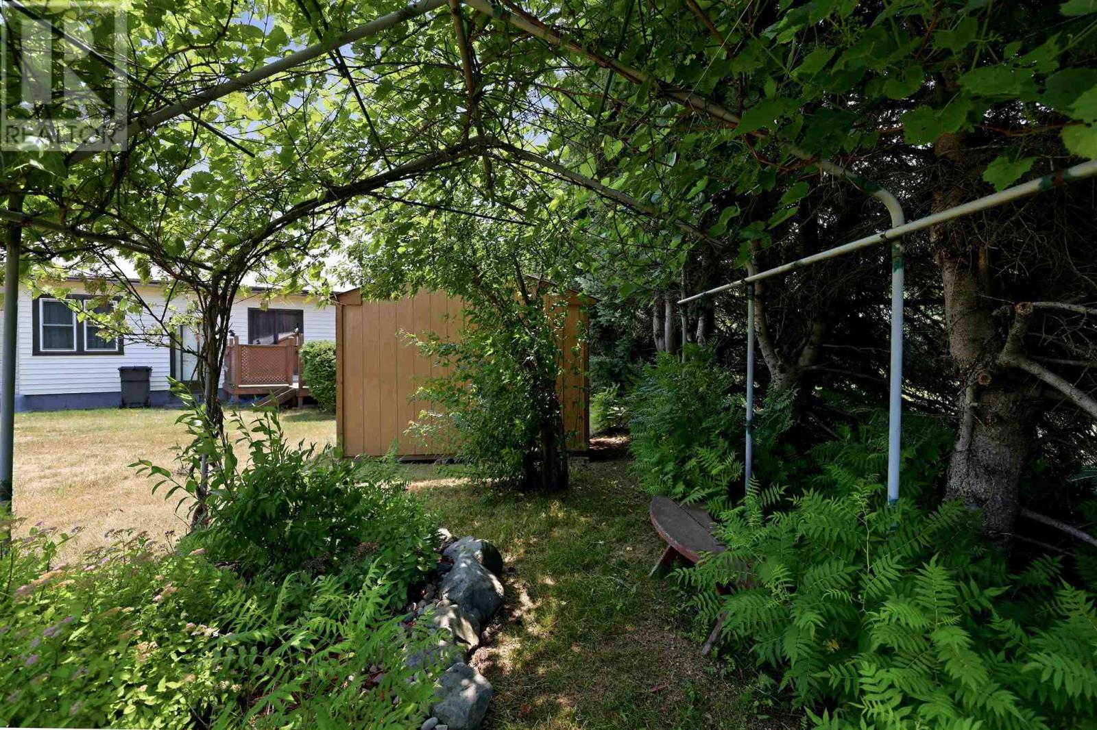 902 Frontenac St, Sault Ste. Marie, Ontario  P6A 5K9 - Photo 33 - SM261858