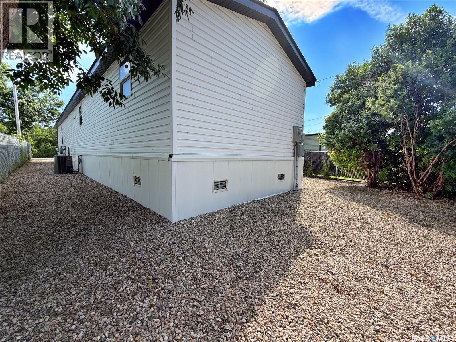 210 Wright Road, Moosomin, Saskatchewan  S0G 3N0 - Photo 34 - SK042567