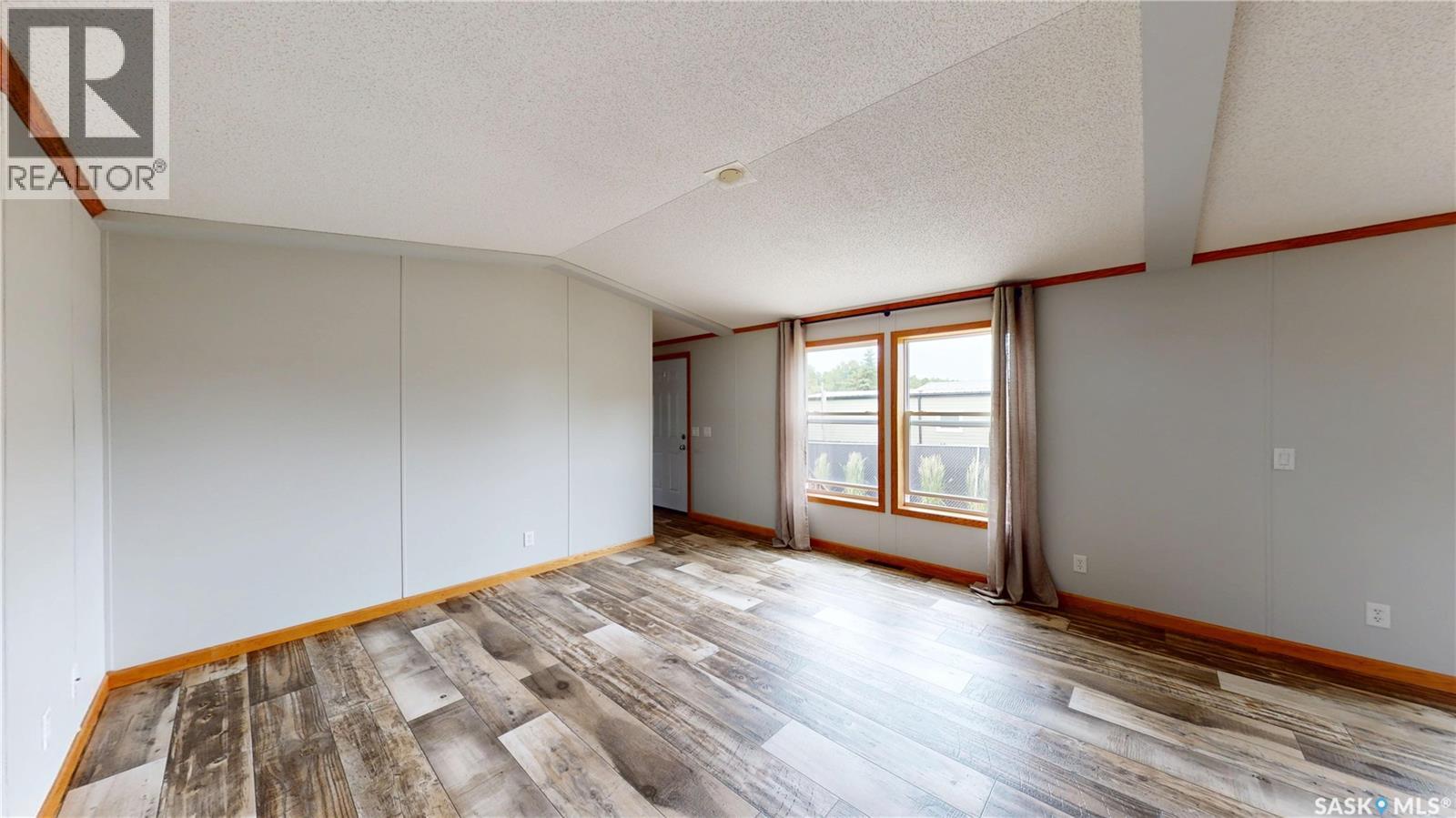 210 Wright Road, Moosomin, Saskatchewan  S0G 3N0 - Photo 7 - SK042567