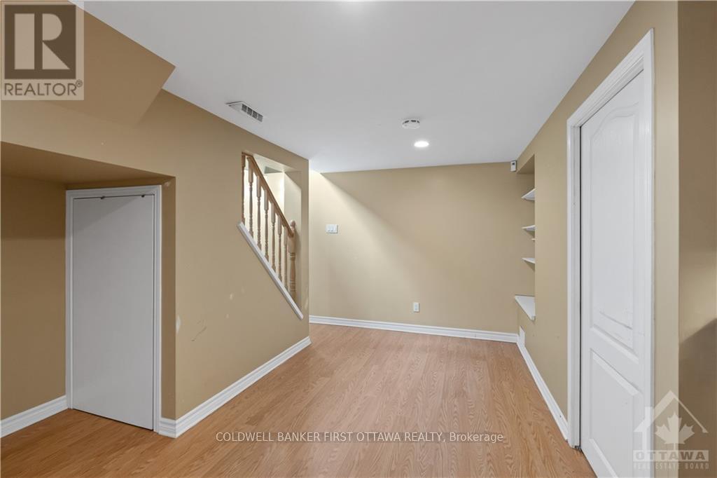 12 Oakwood Avenue, Ottawa, Ontario  K2E 6A5 - Photo 24 - X13564324