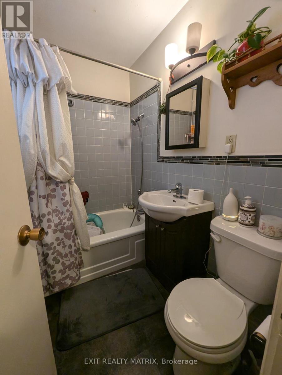 6 - 2039 County Rd 44 Road, Edwardsburgh/cardinal, Ontario  K0E 1X0 - Photo 3 - X13564356