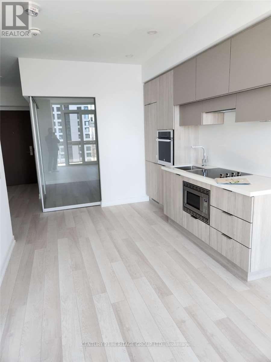 2402 - 39 ROEHAMPTON AVENUE, Toronto, Ontario