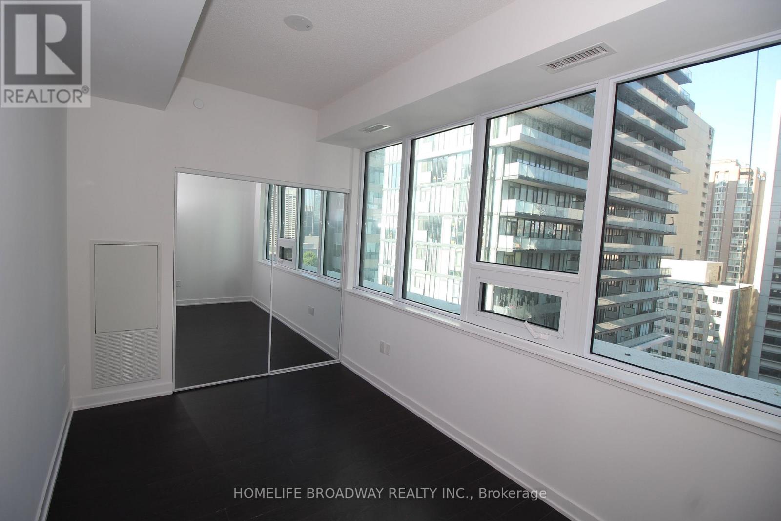 1204 - 238 Simcoe Street, Toronto, Ontario M5T 0E2 - Photo 10 - C13564342