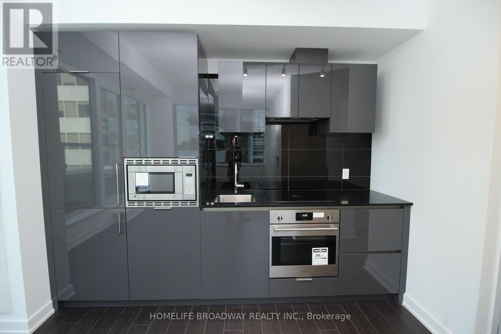 1204 - 238 Simcoe Street, Toronto, Ontario M5T 0E2 - Photo 5 - C13564342