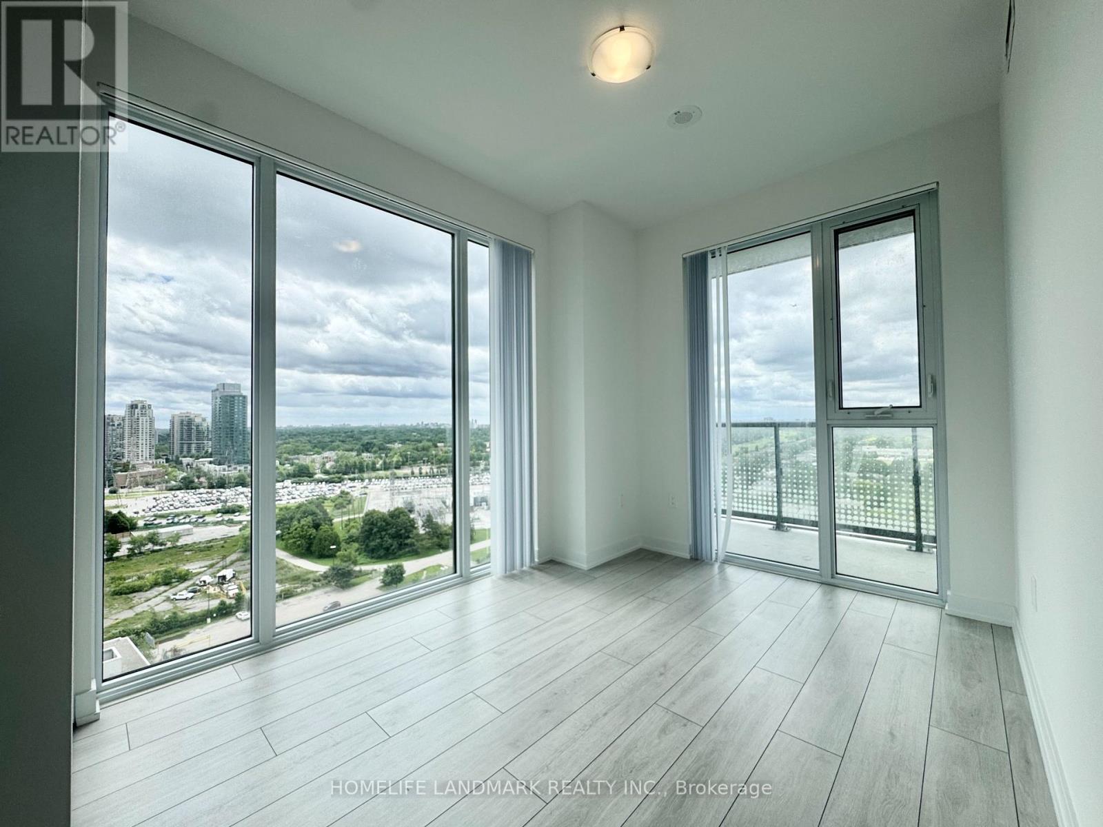 1823 - 5858 Yonge Street, Toronto, Ontario M2M 0C6 - Photo 4 - C13564352