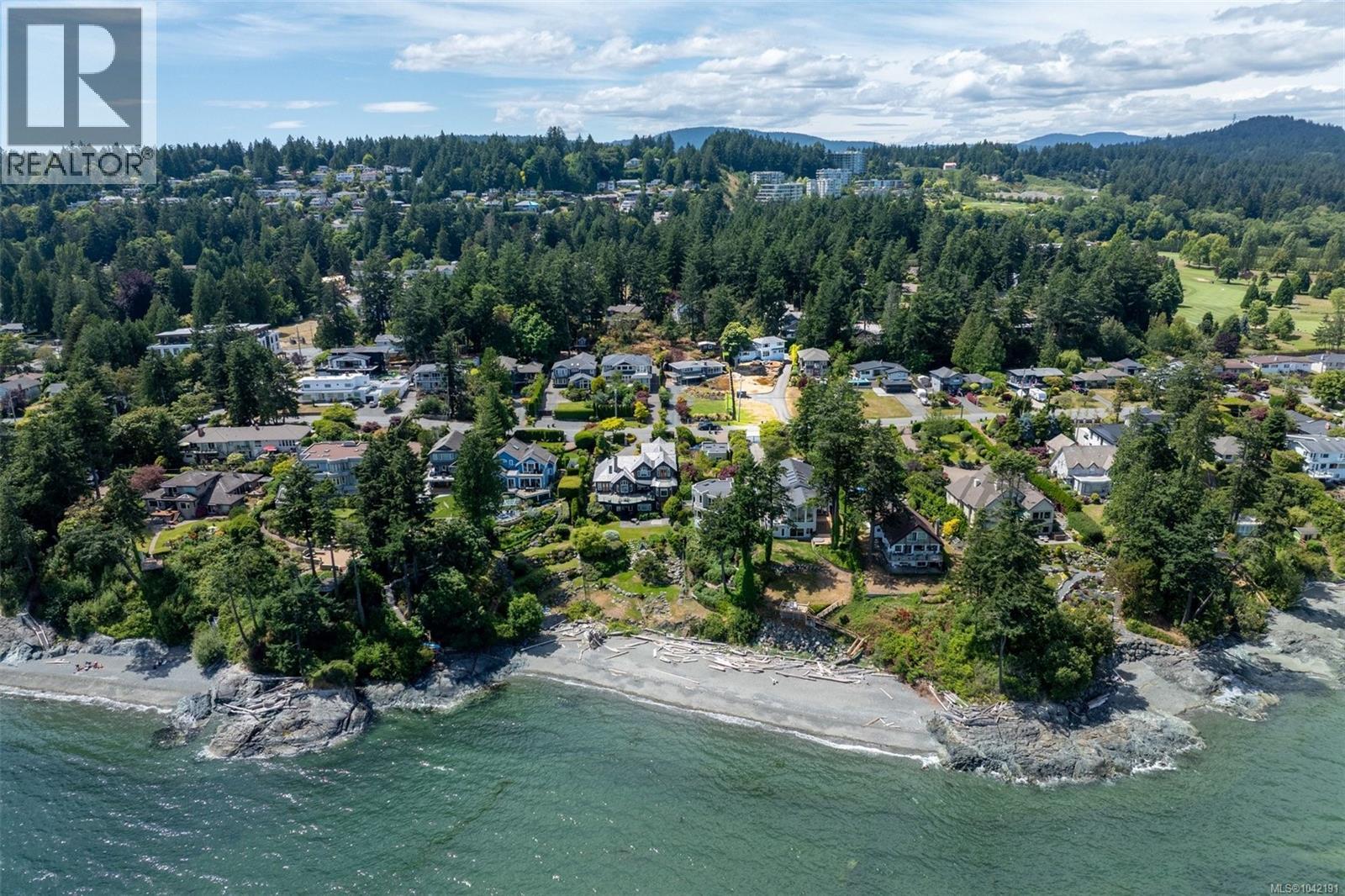 5270 Parker Ave, Saanich, British Columbia  V8L 5E5 - Photo 8 - 1042191