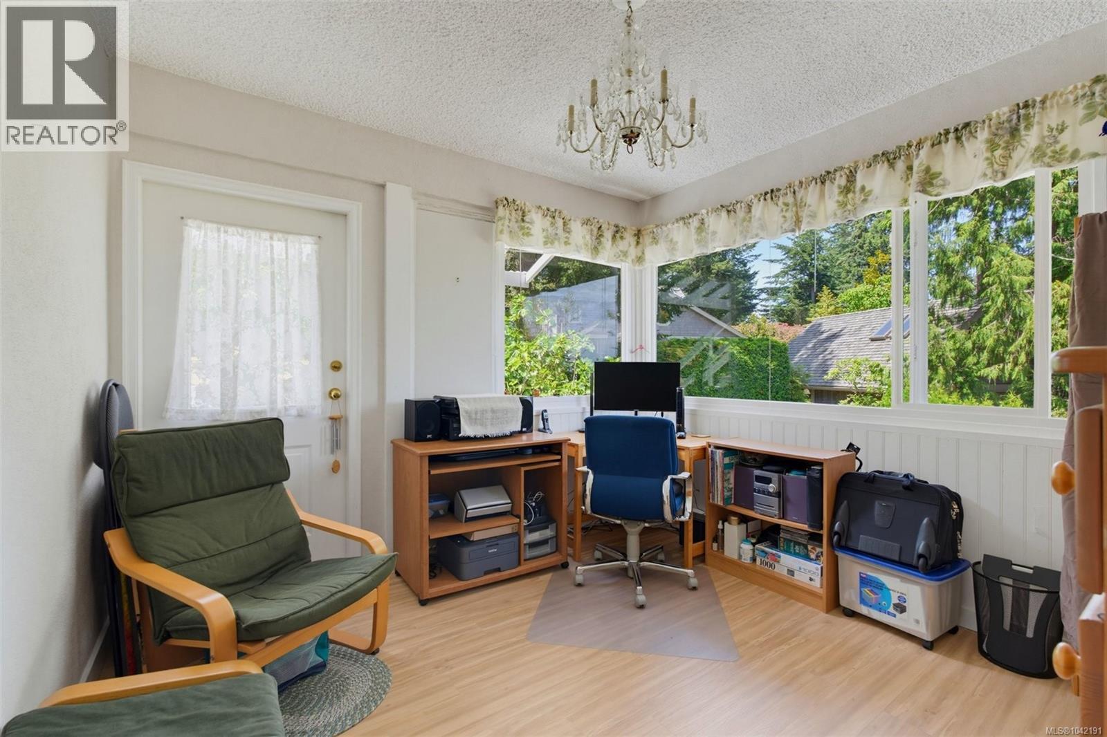 5270 Parker Ave, Saanich, British Columbia  V8L 5E5 - Photo 24 - 1042191