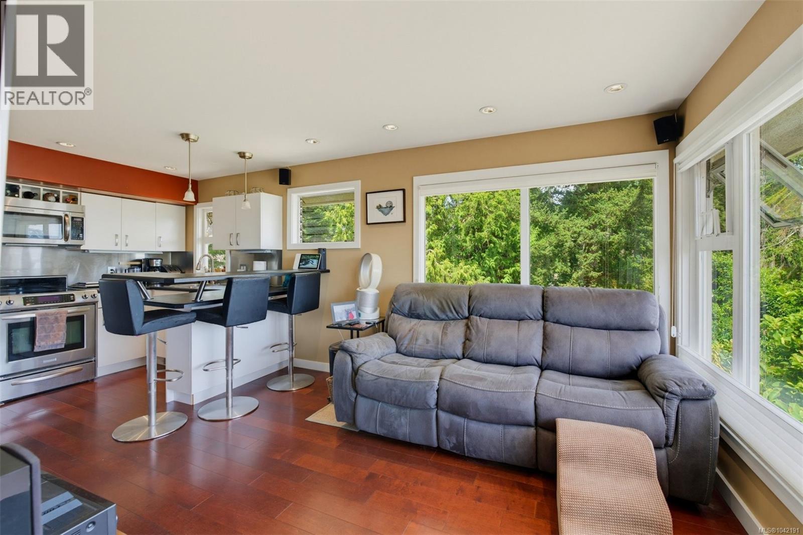 5270 Parker Ave, Saanich, British Columbia  V8L 5E5 - Photo 45 - 1042191