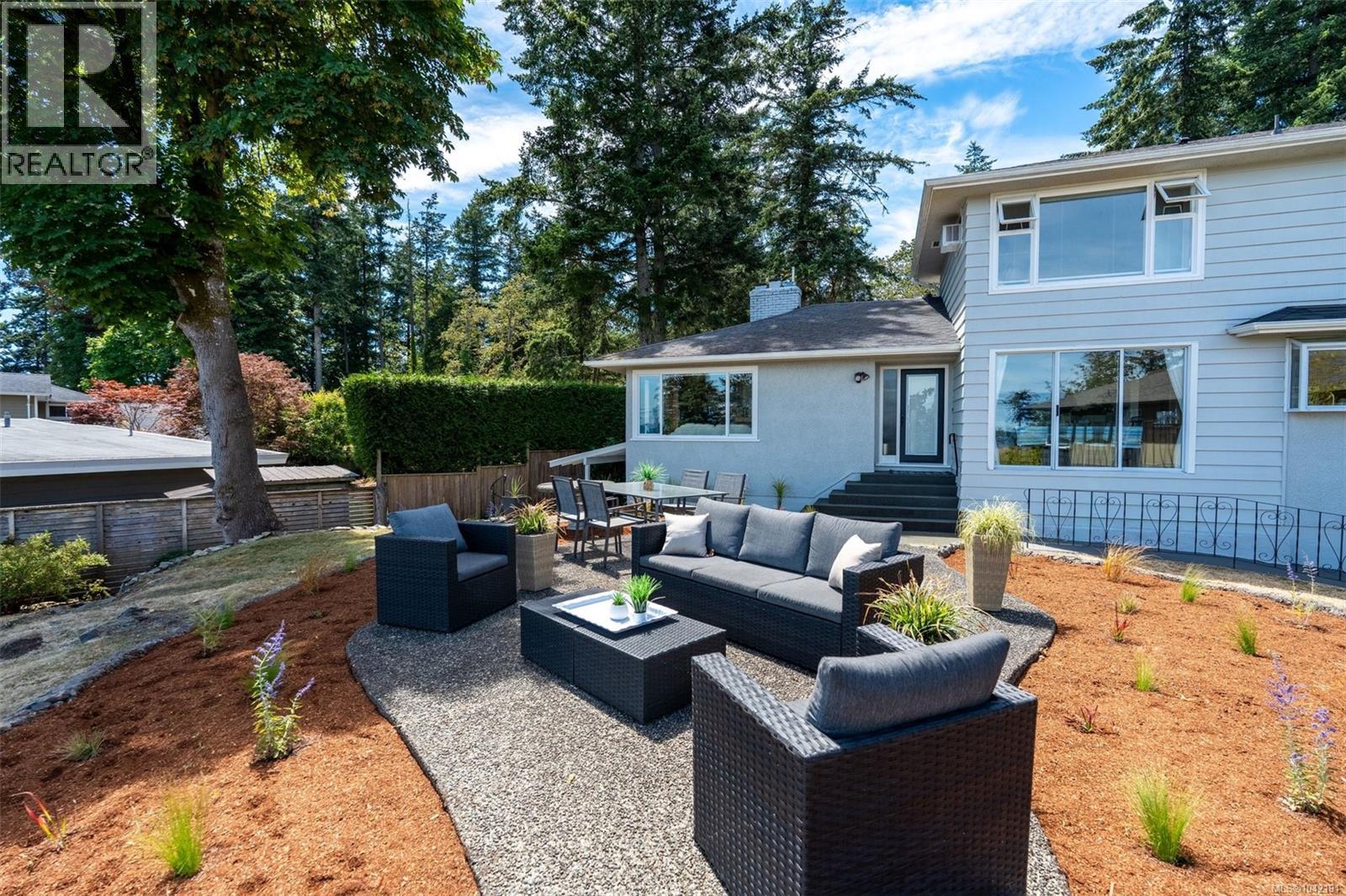 5270 Parker Ave, Saanich, British Columbia  V8L 5E5 - Photo 67 - 1042191