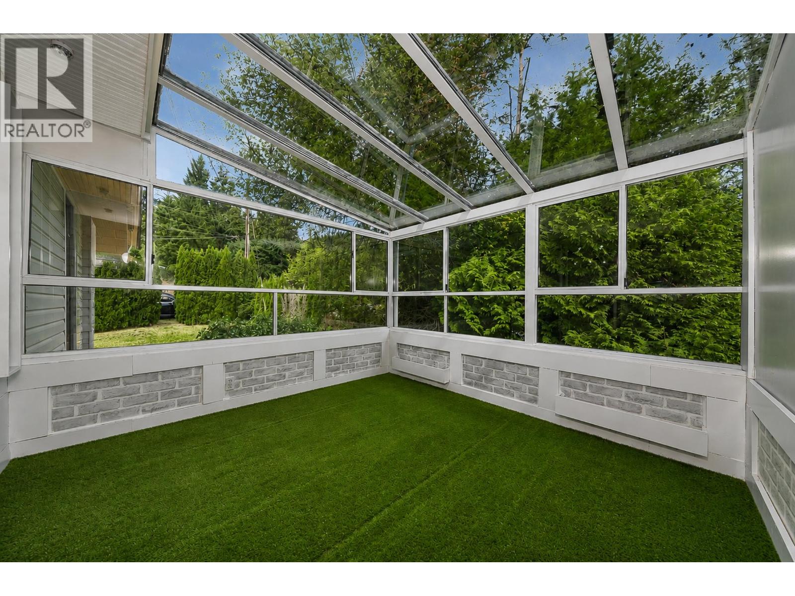 4380 WOODCREST ROAD — photo 12