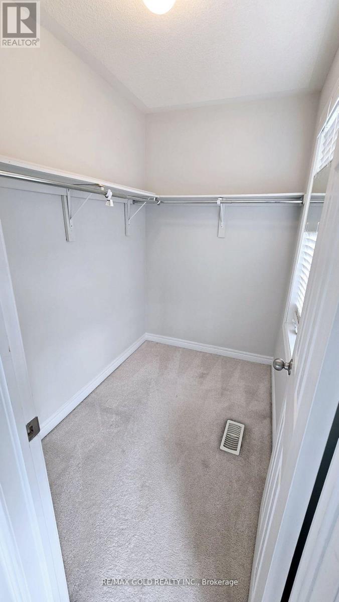 698 Megson Terrace, Milton, Ontario  L9T 8K5 - Photo 11 - W13564332