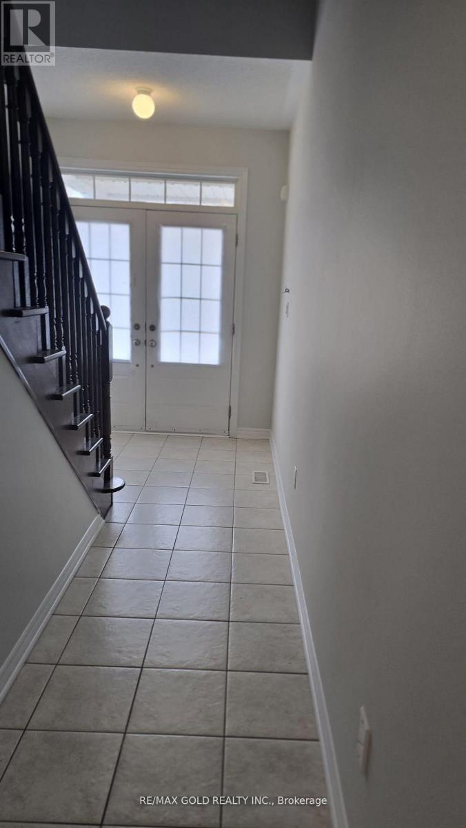 698 Megson Terrace, Milton, Ontario  L9T 8K5 - Photo 2 - W13564332