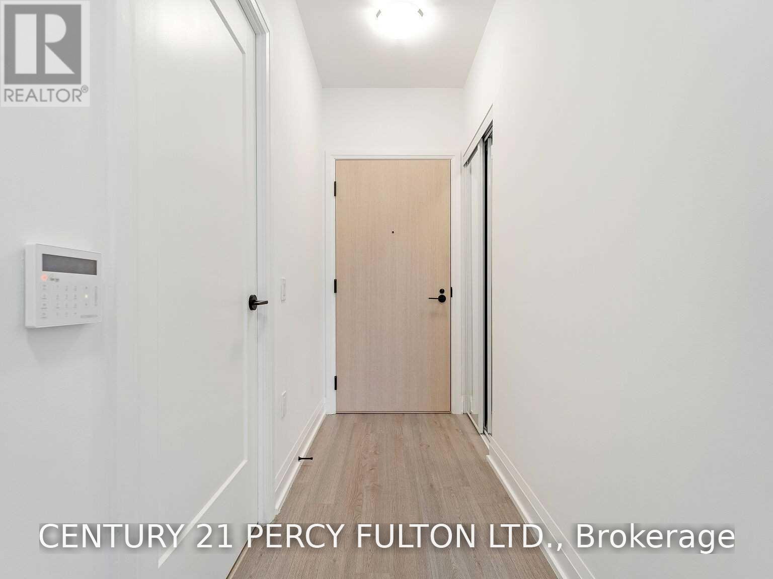 612 - 50 GEORGE BUTCHART DRIVE, Toronto (Downsview-Roding-CFB)
