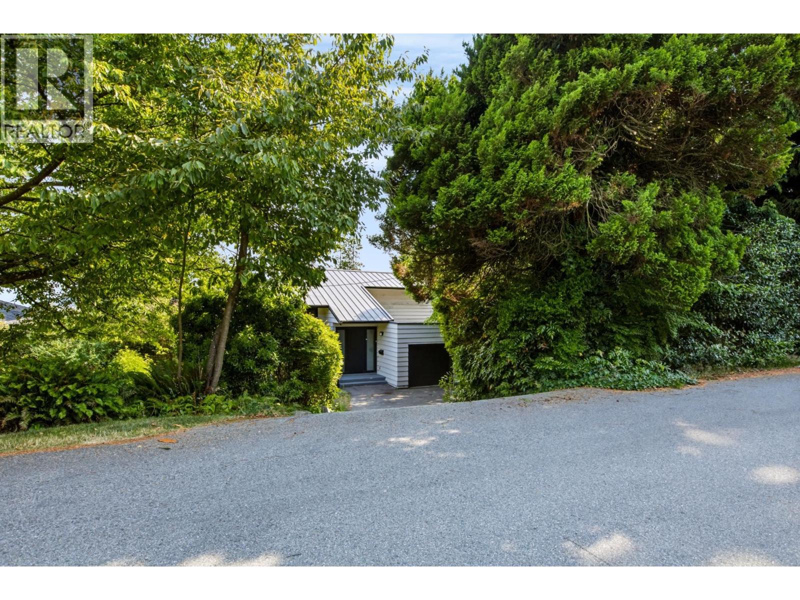 2234 Palmerston Avenue, West Vancouver, British Columbia V7V 2V8 - Photo 6 - R3146420