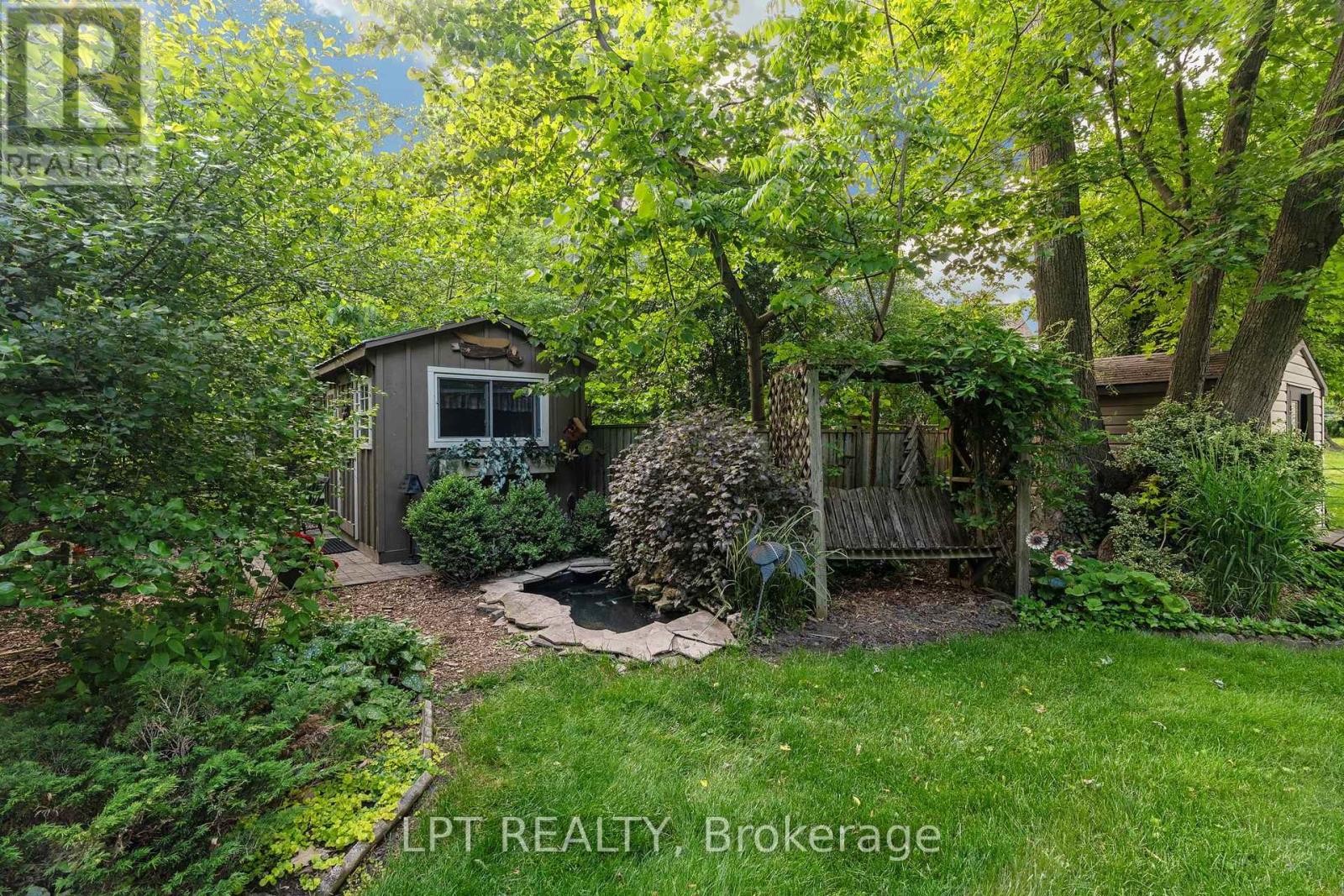 8452 Defore Drive, Lambton Shores, Ontario  N0M 1T0 - Photo 44 - X13564444