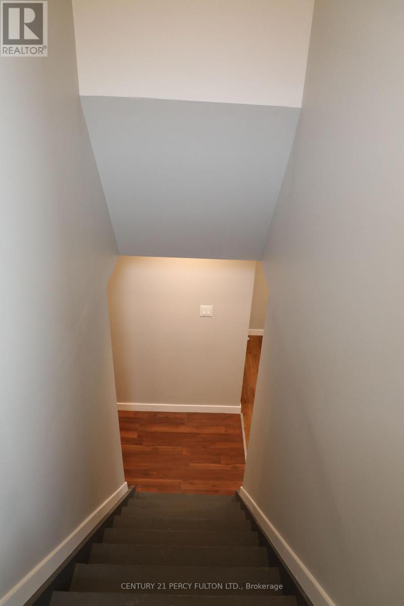 Bsmt - 24 Flower Street, St. Catharines, Ontario L2S 1G4 - Photo 3 - X13564462