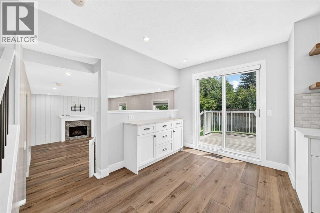 123 Wood Valley Drive Sw, Calgary, Alberta  T2W 5V6 - Photo 10 - A2328675