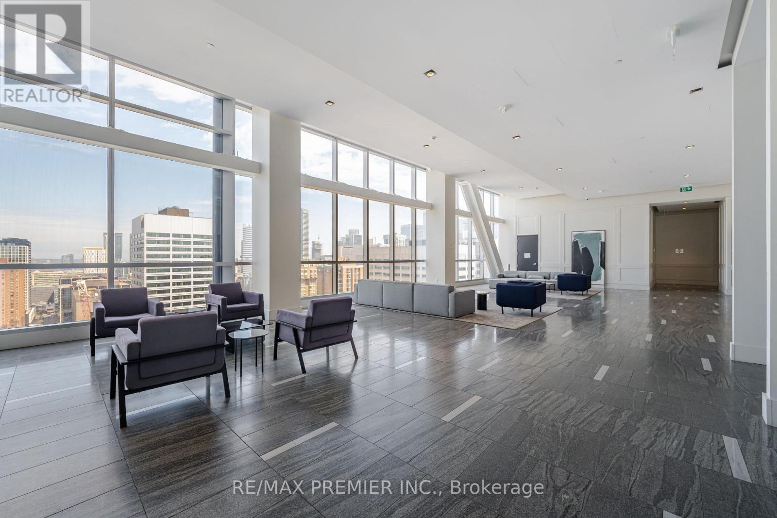 3201 - 488 University Avenue, Toronto, Ontario  M5G 0C1 - Photo 3 - C13564492