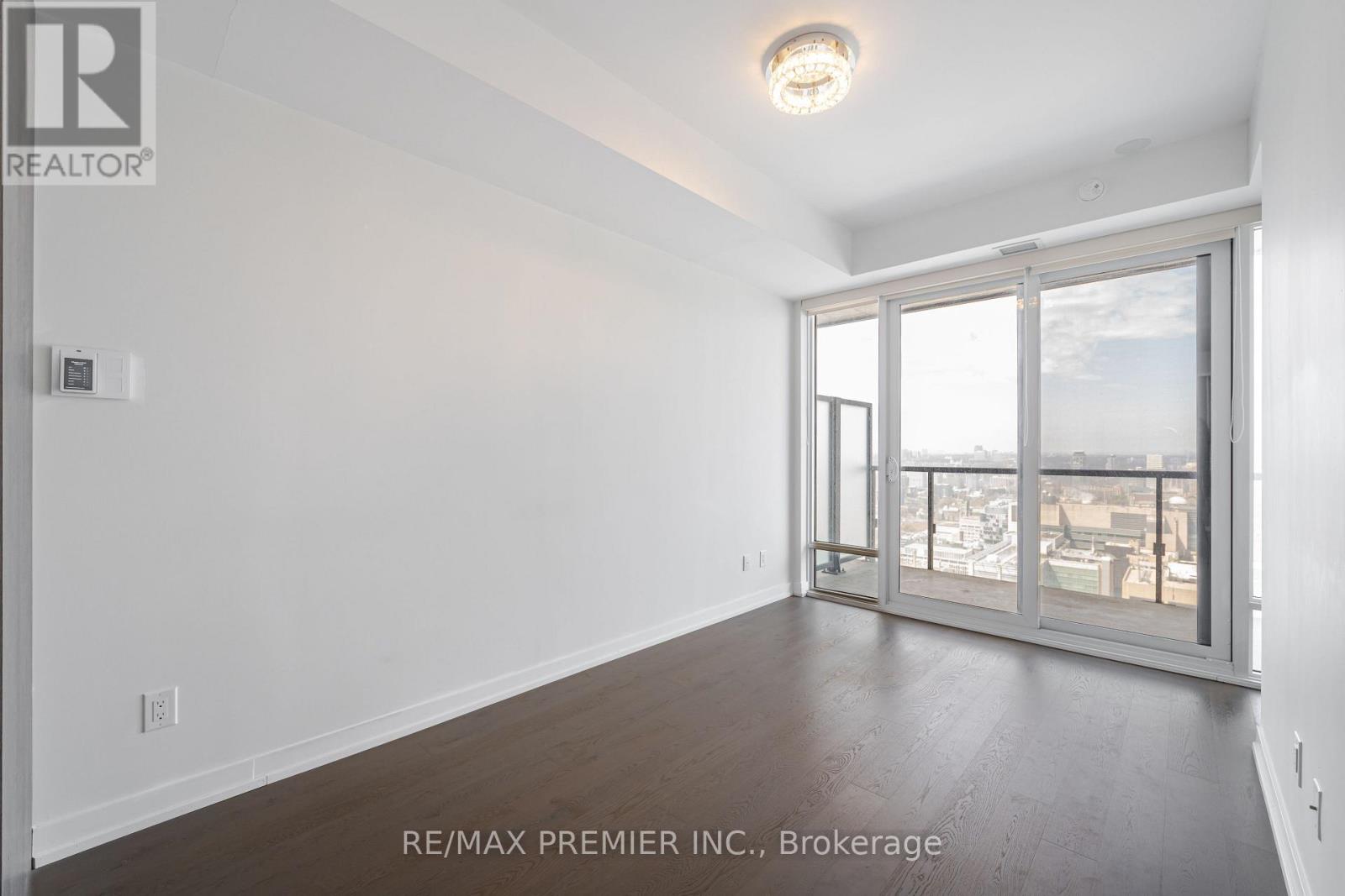 3201 - 488 University Avenue, Toronto, Ontario  M5G 0C1 - Photo 8 - C13564492