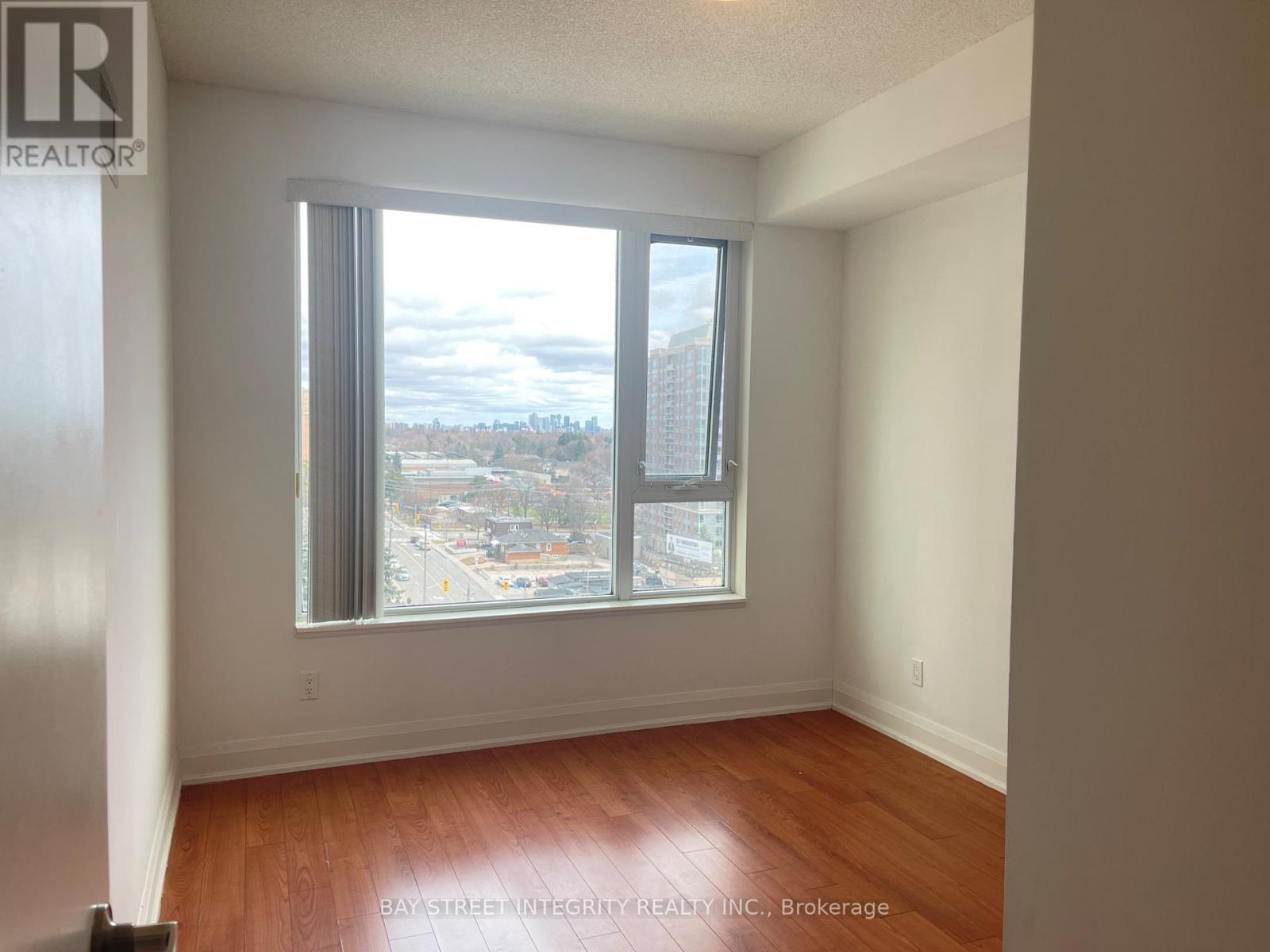 1001 - 68 Canterbury Place, Toronto, Ontario  M2N 0H8 - Photo 2 - C13564512