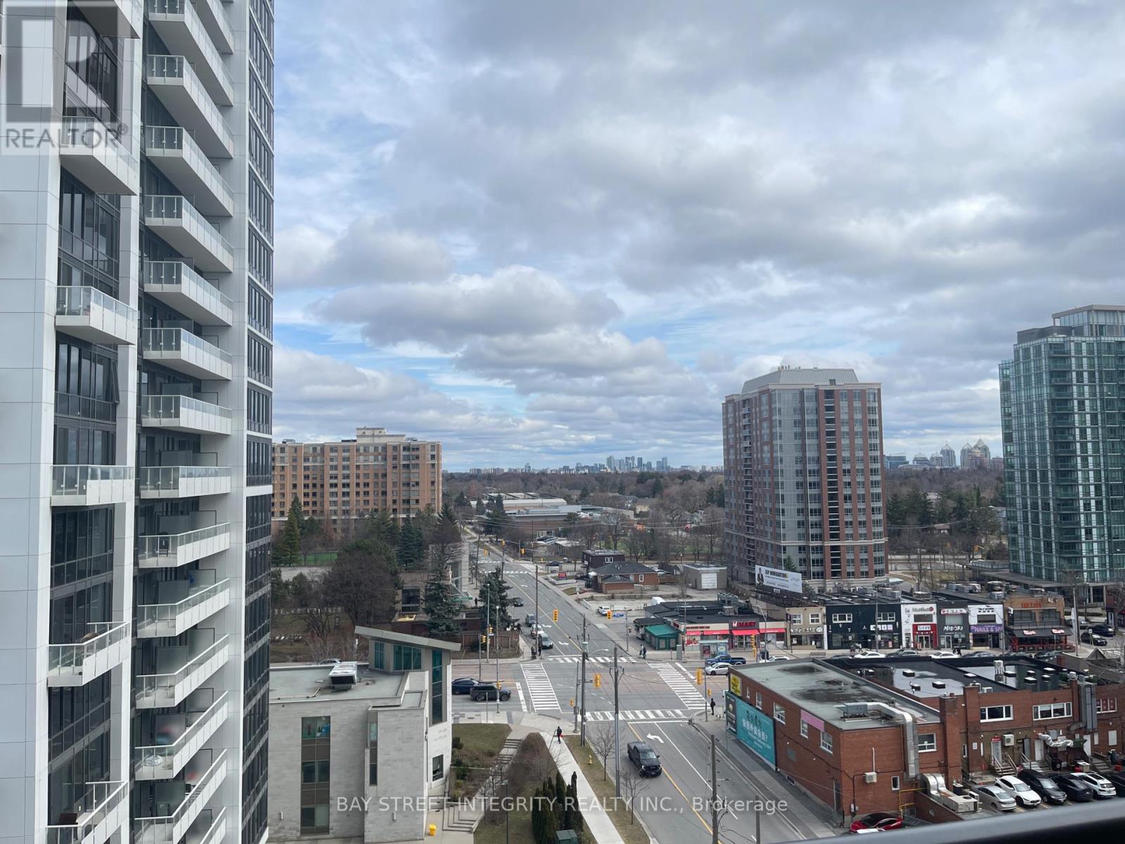 1001 - 68 Canterbury Place, Toronto, Ontario  M2N 0H8 - Photo 7 - C13564512