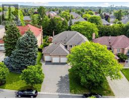 9 WESTPOINT COURT, Richmond Hill, Ontario