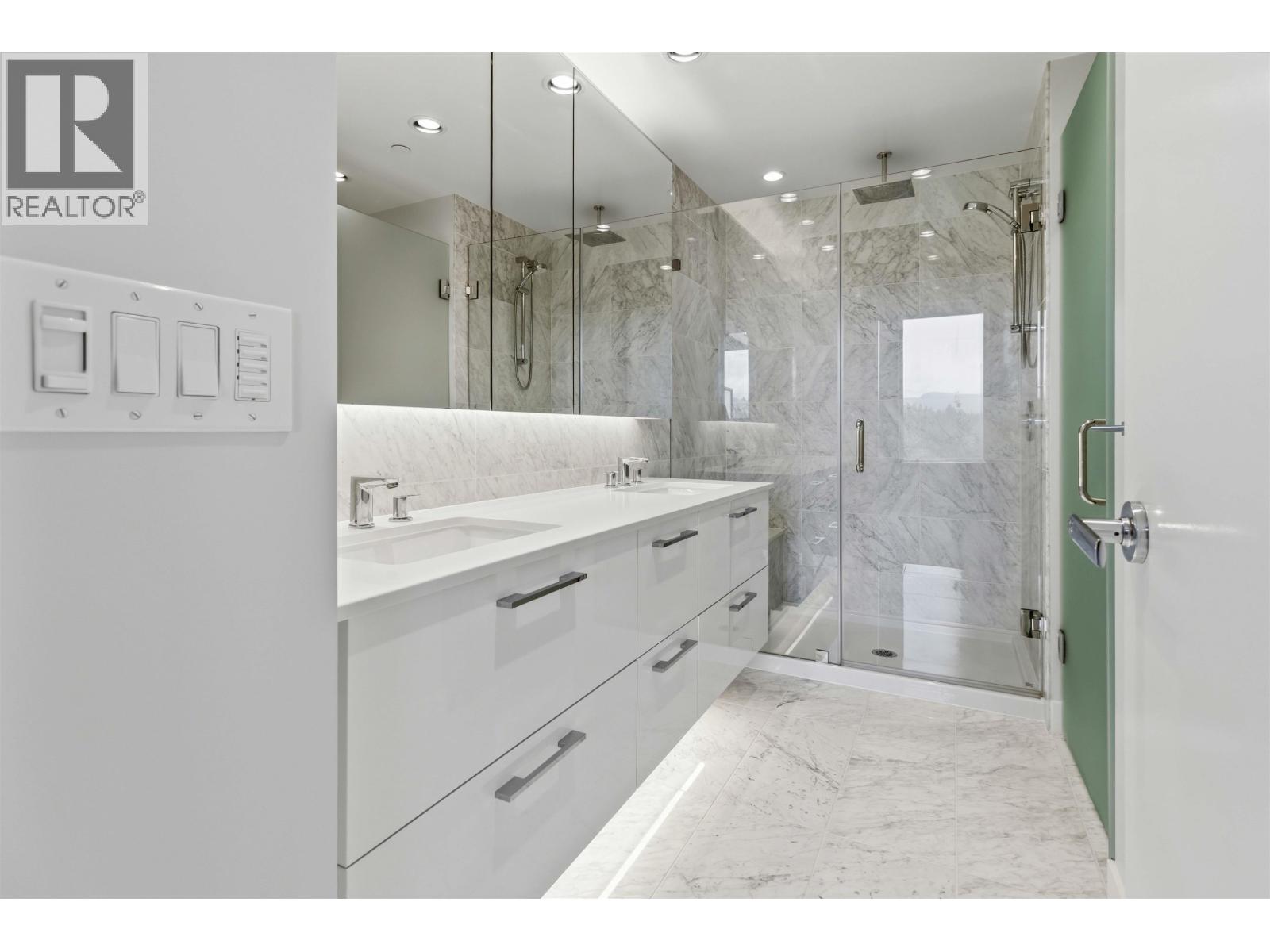 1002 5410 Shortcut Road, Vancouver, British Columbia  V6T 0C8 - Photo 16 - R3146431