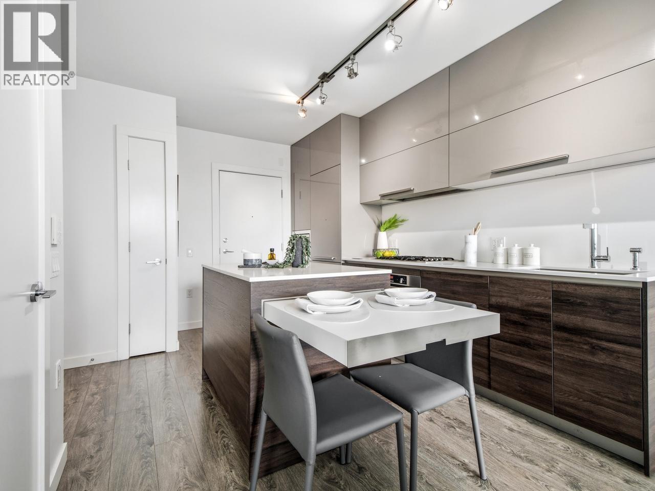 2378 ALPHA, Burnaby