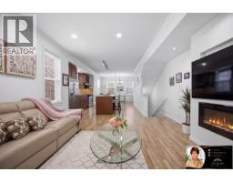 80 688 EDGAR AVENUE, Coquitlam, British Columbia