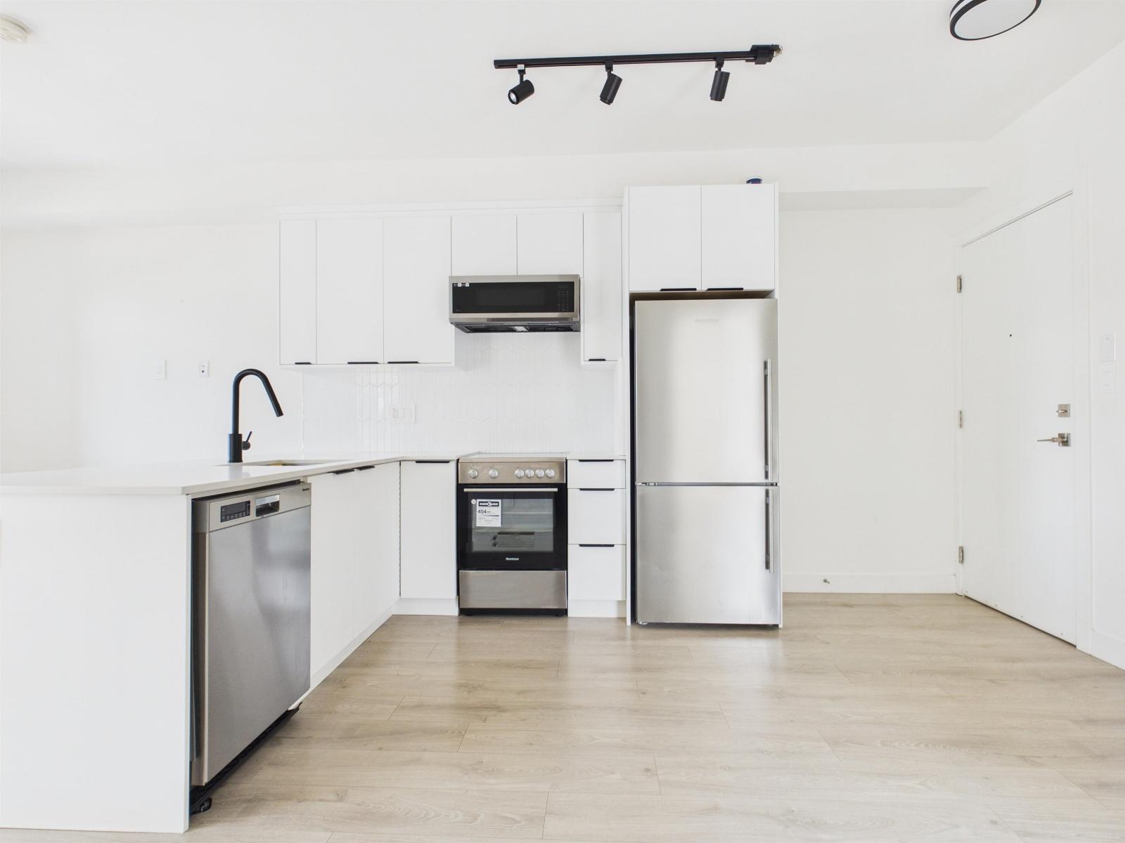 303 10616 132 Street, Surrey, British Columbia  V3T 0T3 - Photo 7 - R3146367