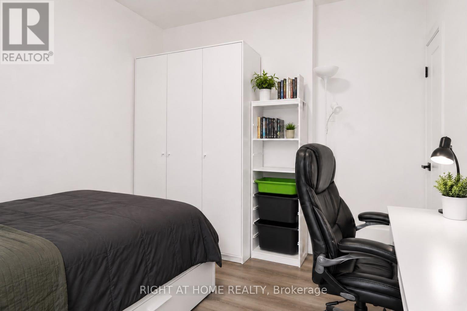 7 - 148 Glenlake Avenue, Toronto, Ontario  M6P 1E7 - Photo 15 - W13535990