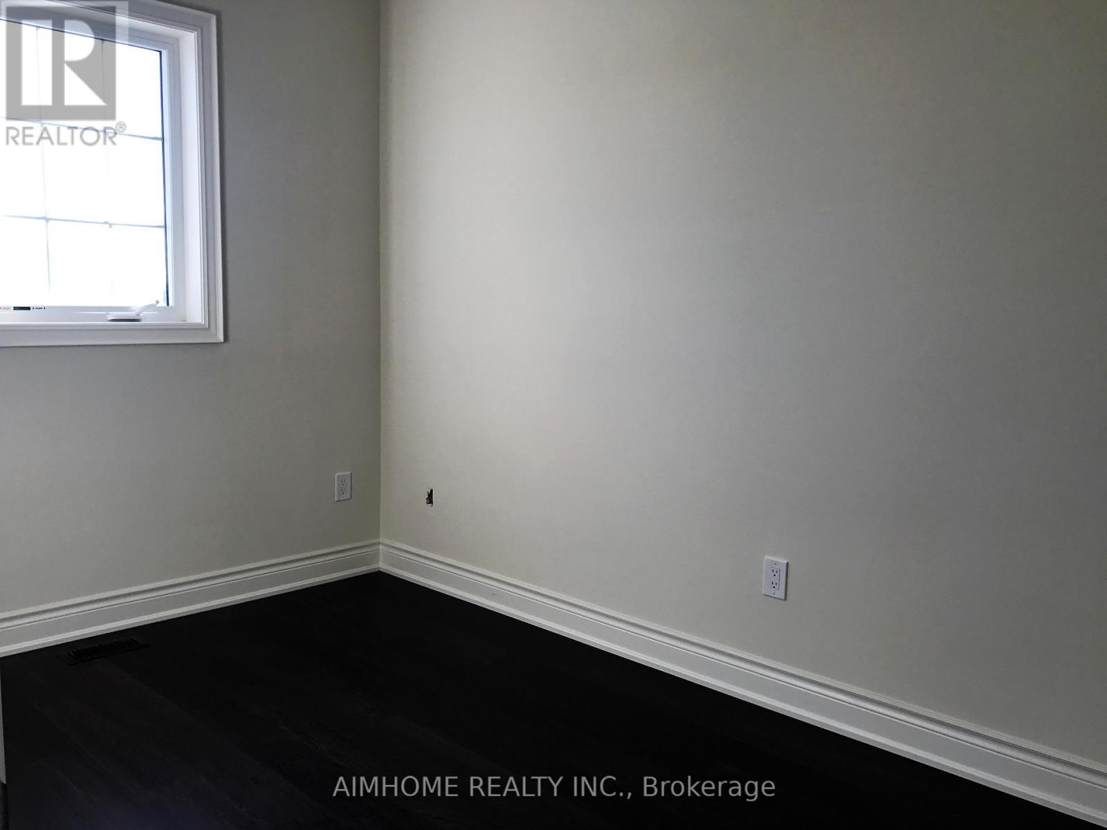 60 Baleberry Crescent, East Gwillimbury, Ontario  L9N 0P2 - Photo 12 - N13564552