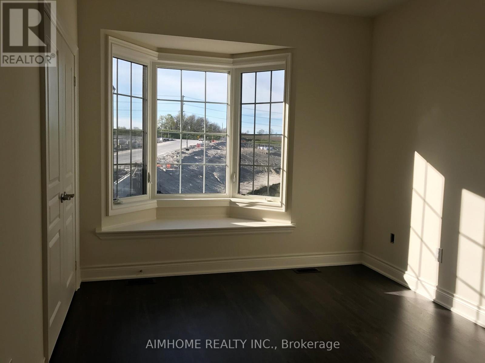 60 Baleberry Crescent, East Gwillimbury, Ontario  L9N 0P2 - Photo 13 - N13564552