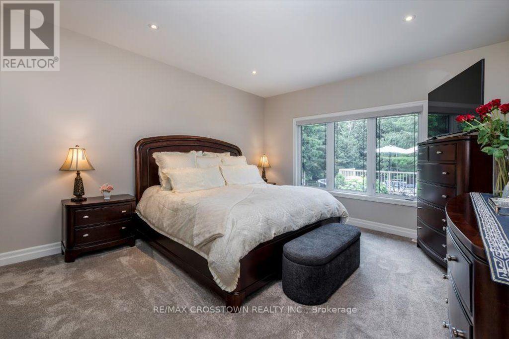5 Pine Hill Drive, Springwater, Ontario  L0L 2K0 - Photo 14 - S13564566