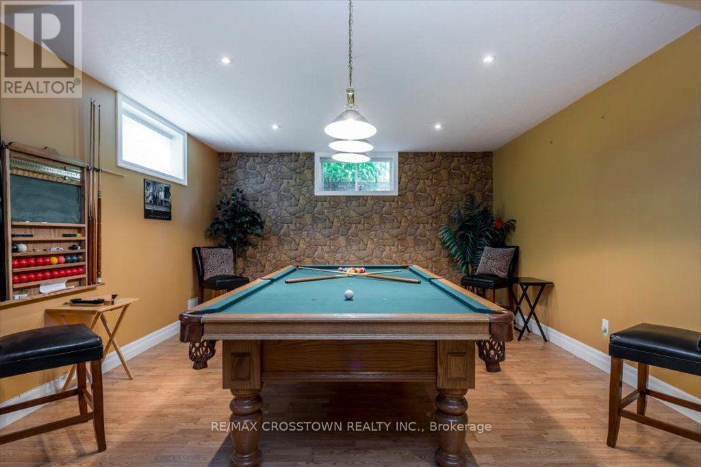 5 Pine Hill Drive, Springwater, Ontario  L0L 2K0 - Photo 26 - S13564566