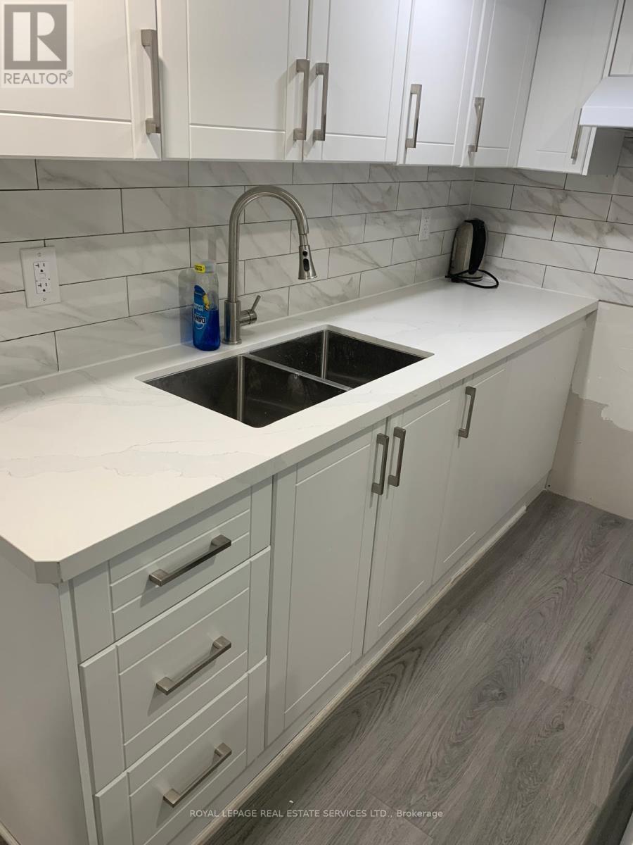 328 Bedrock Drive, Hamilton, Ontario  L8J 0M3 - Photo 11 - X13564568