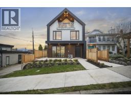 1 3623 TRIUMPH STREET, Vancouver, British Columbia