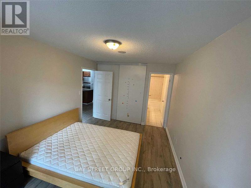 217 - 35 Hollywood Avenue, Toronto, Ontario  M2N 0A9 - Photo 5 - C13564614