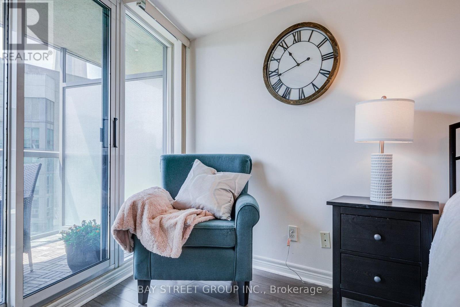 1811 - 30 Grand Trunk Crescent, Toronto, Ontario  M5J 3A4 - Photo 20 - C13564616
