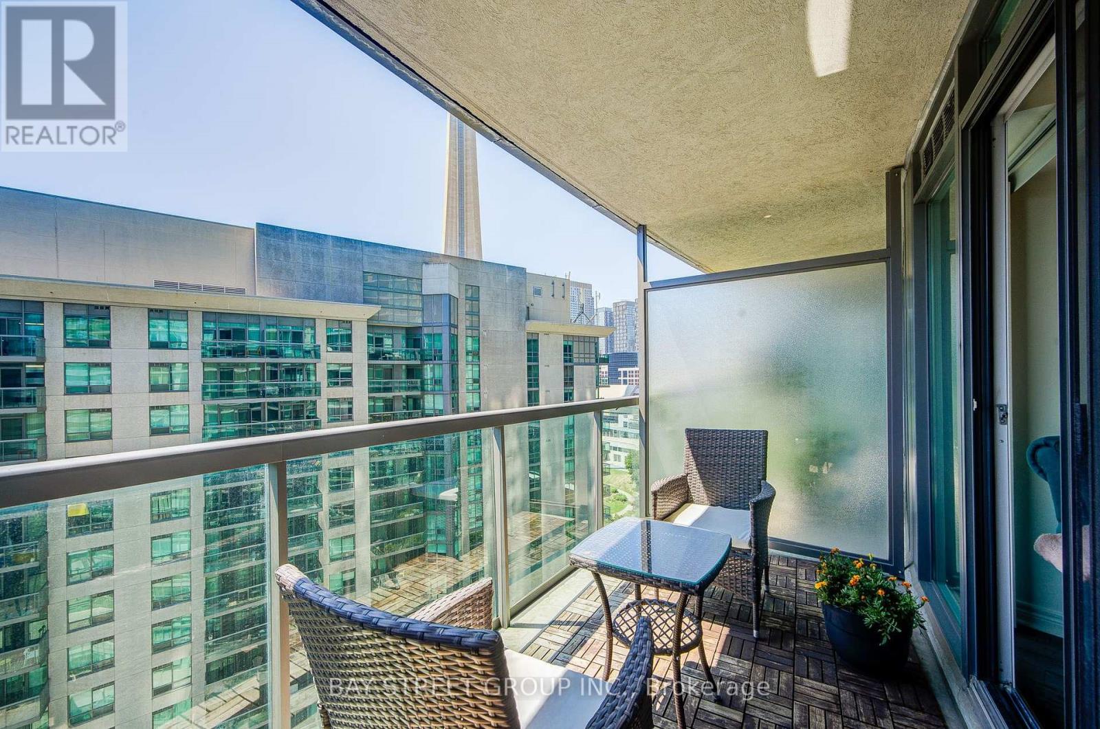 1811 - 30 Grand Trunk Crescent, Toronto, Ontario  M5J 3A4 - Photo 22 - C13564616