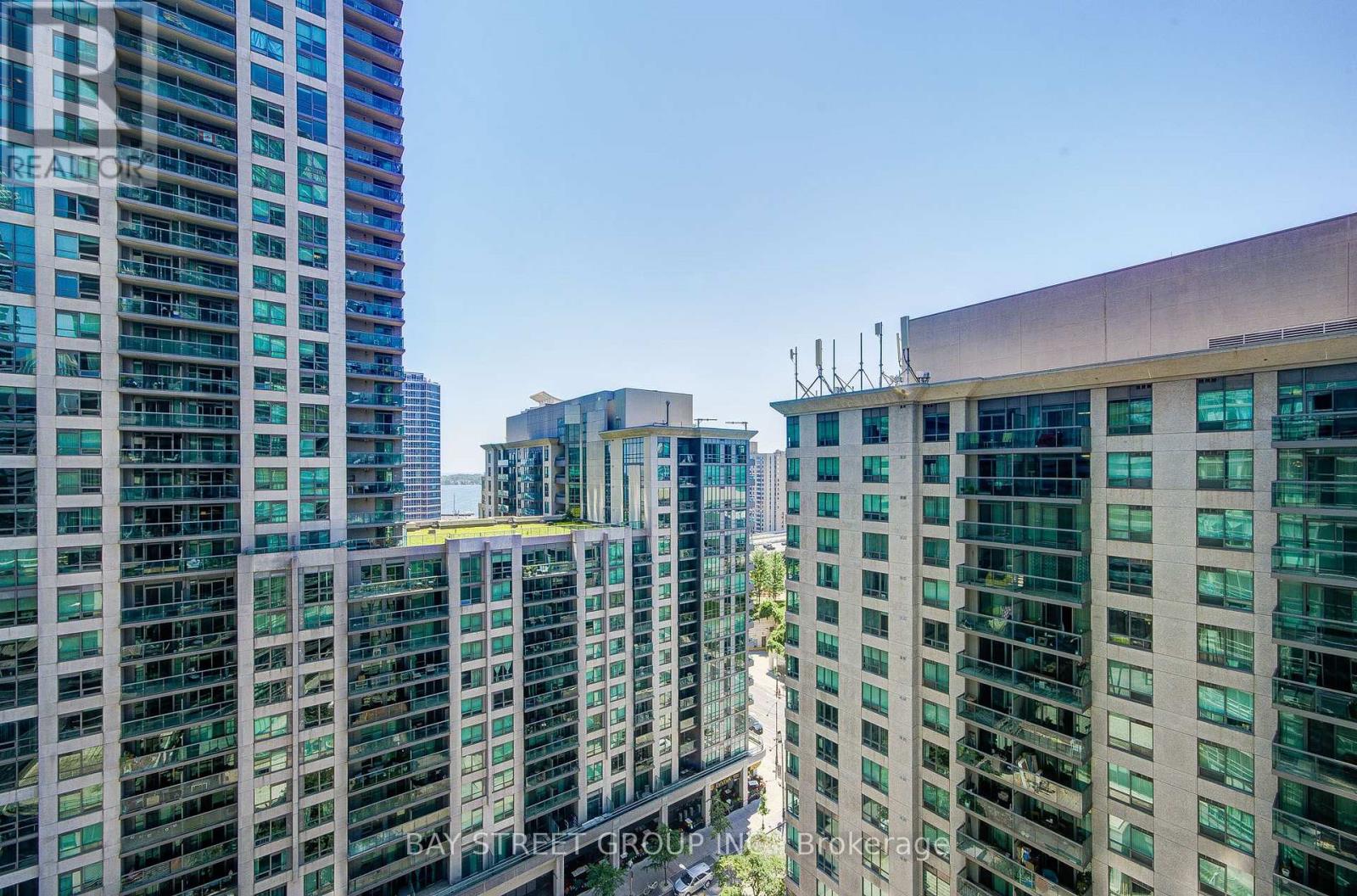 1811 - 30 Grand Trunk Crescent, Toronto, Ontario  M5J 3A4 - Photo 32 - C13564616