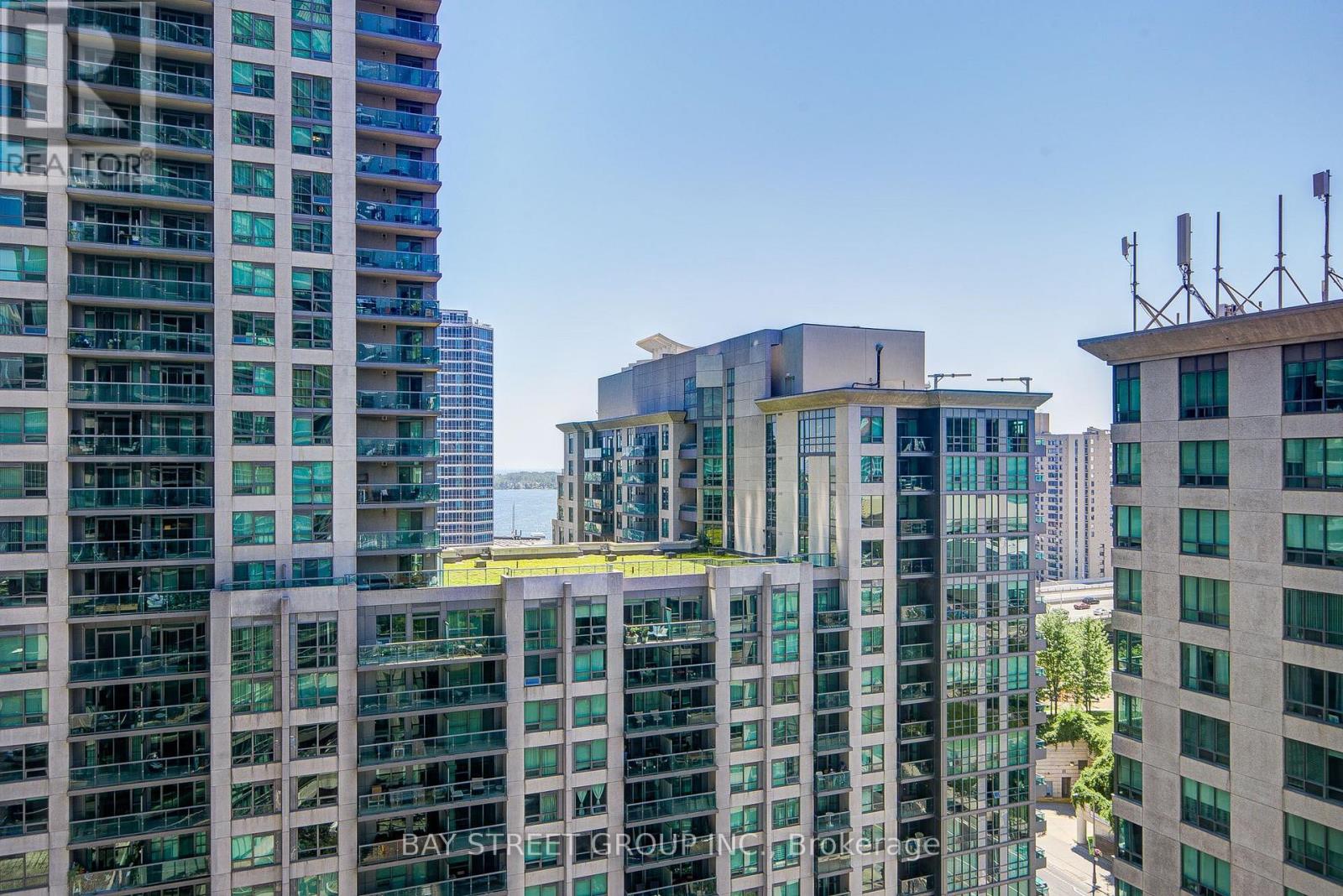 1811 - 30 Grand Trunk Crescent, Toronto, Ontario  M5J 3A4 - Photo 33 - C13564616