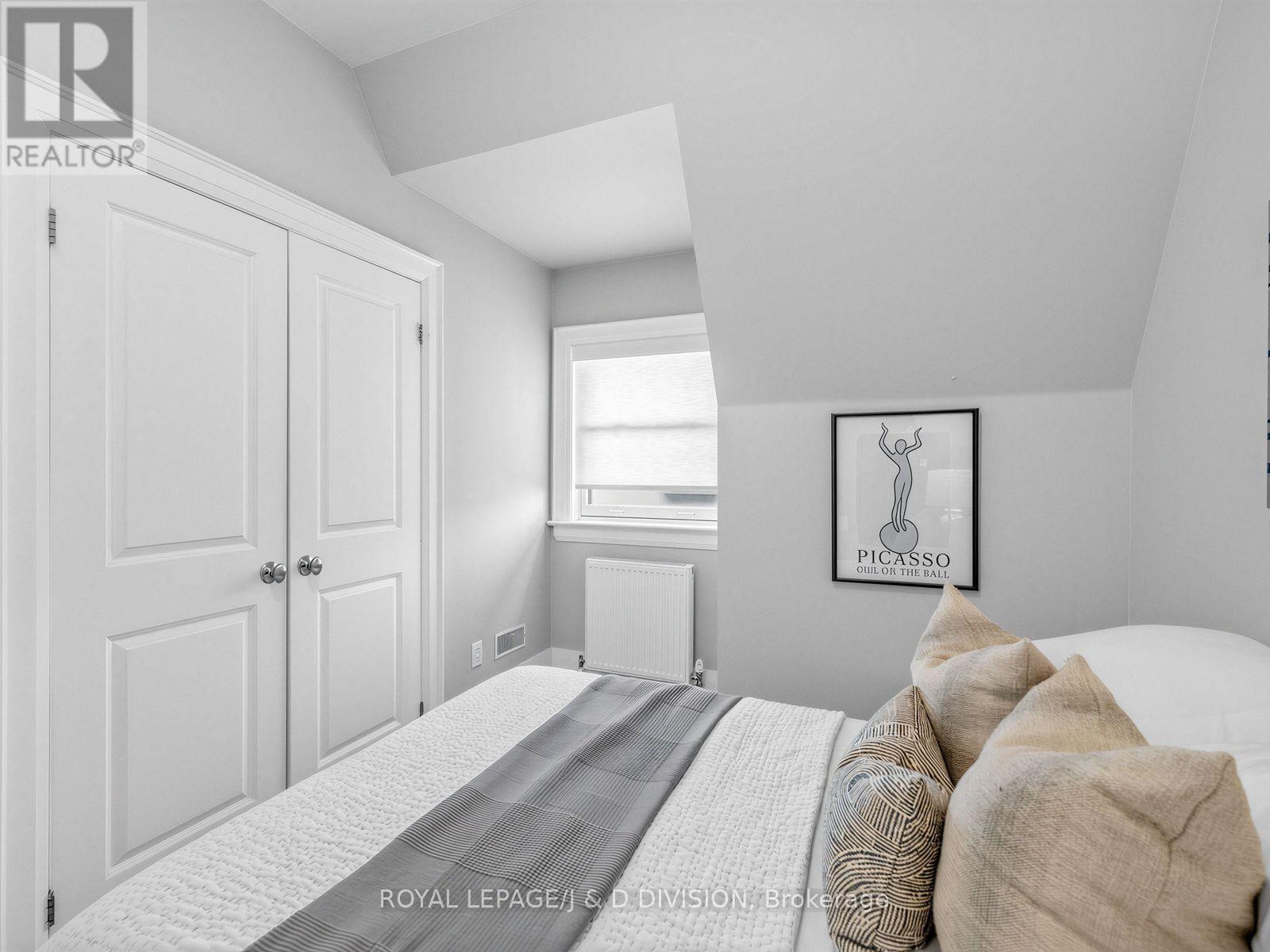 146 Glenvale Boulevard, Toronto, Ontario  M4G 2W3 - Photo 25 - C13564626