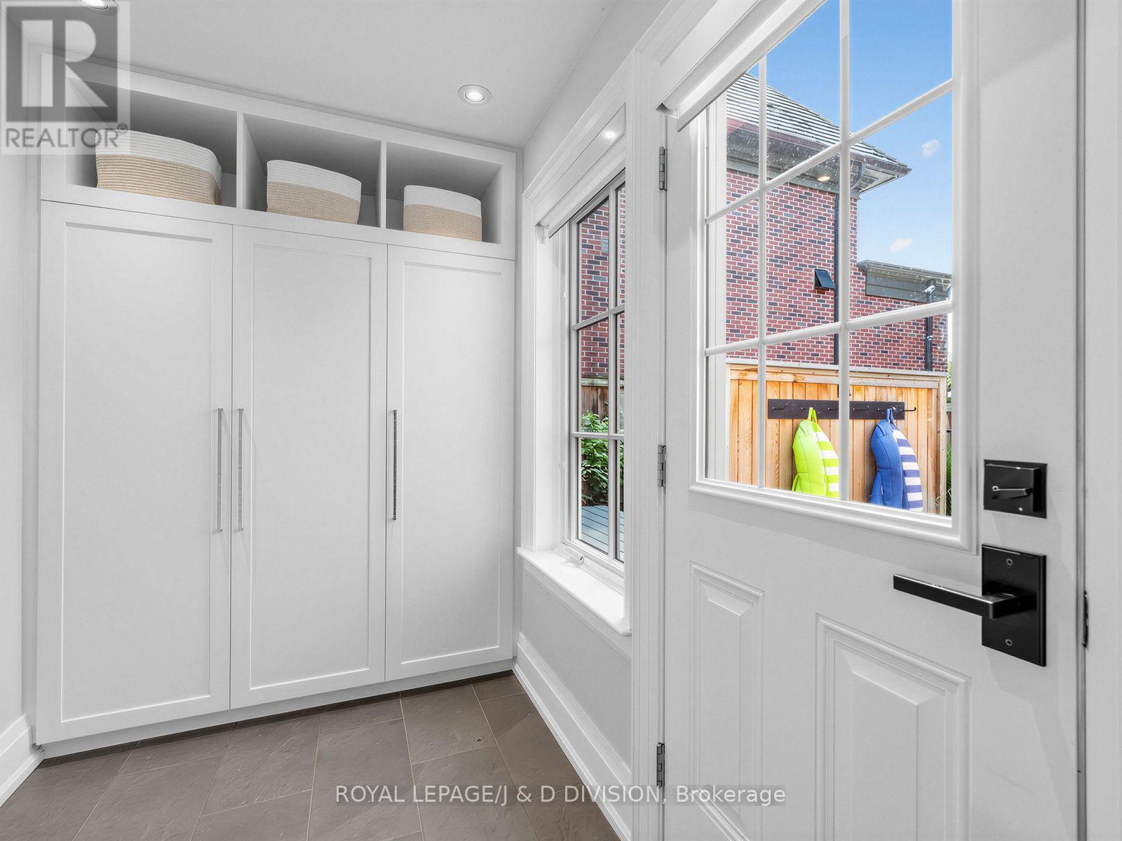 146 Glenvale Boulevard, Toronto, Ontario  M4G 2W3 - Photo 28 - C13564626